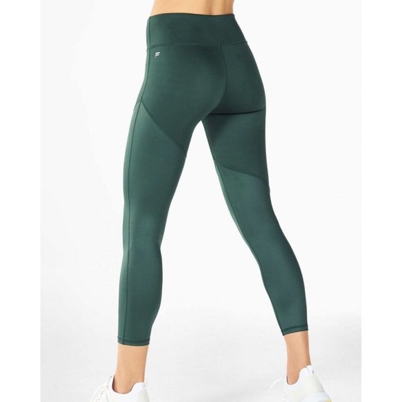 Fabletics Mid-Rise Ultracool Shine 7/8 Cropped Leggings Green Size M ? EUC - Picture 2 of 11